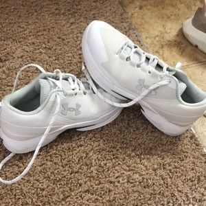 Under Armour Curry Basketball Shoes: Low Tops